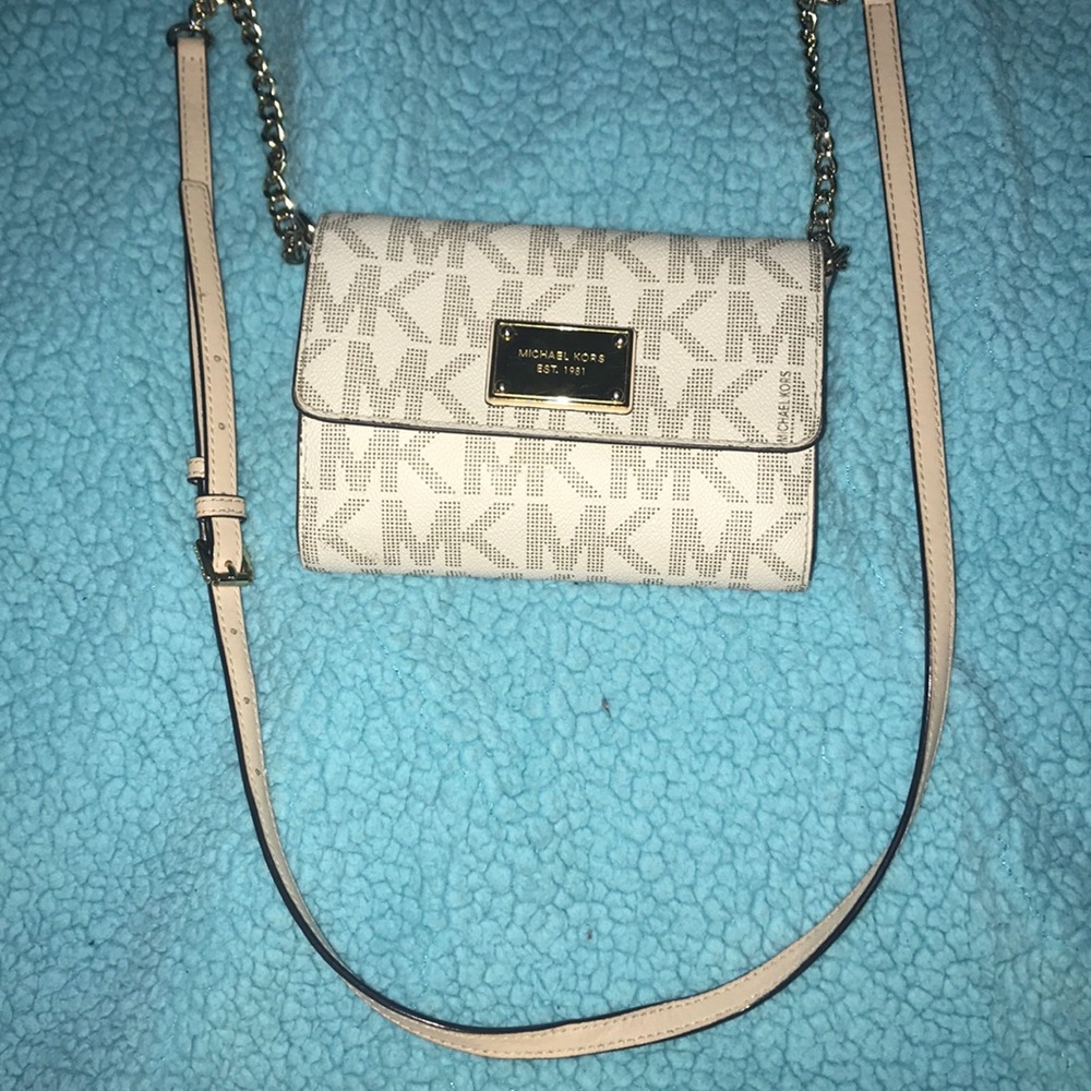 Michael Kors crossbody purse